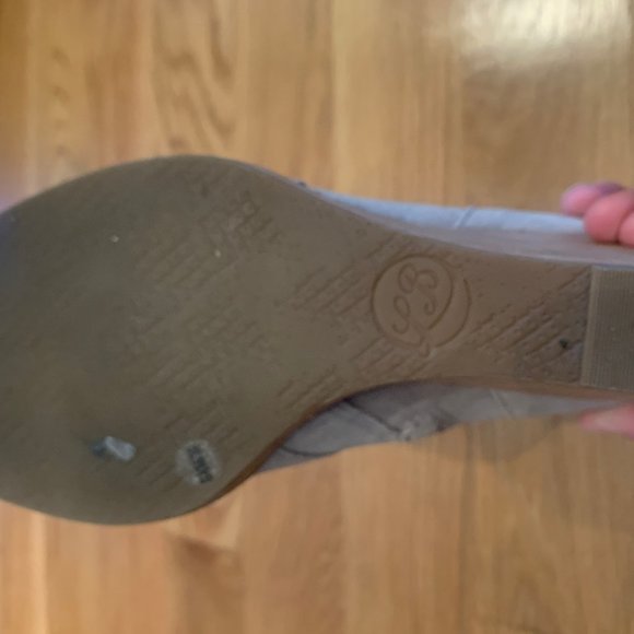 Lucky Brand Women's Yabba Wedge Bootie Light Gray Suede Ankle, size 8.5 - Picture 13 of 14